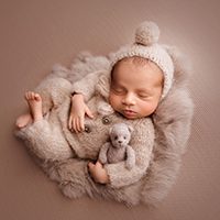 Newborn Photographer Paola Aldewliy #6